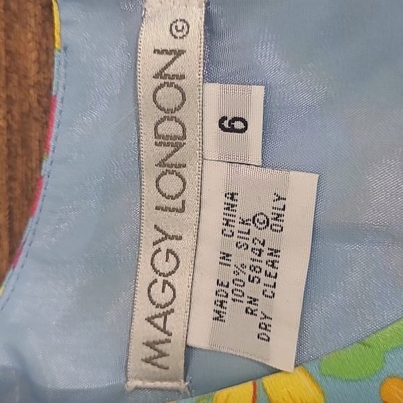 EUC Maggie London Women's sz 6 Vintage Tropical Floral 100% Silk Midi Dress - Picture 6 of 9
